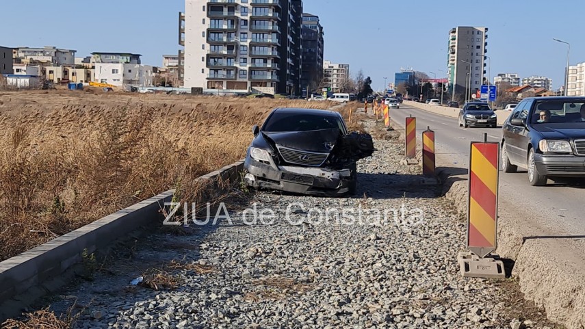 Constan A Lexus Nmatriculat N Ucraina Implicat Ntr Un Accident N